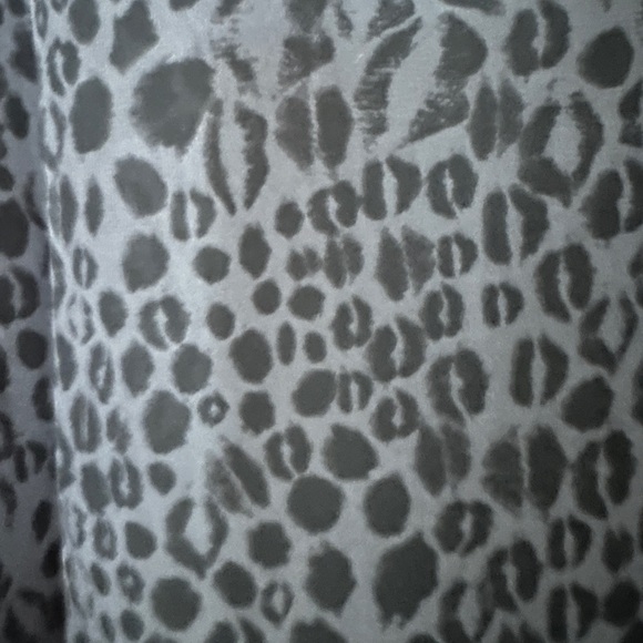 Muted leopard grey and black dress - Picture 2 of 5